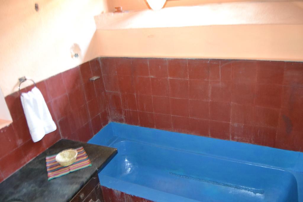 Hostal Morenos Antigua Bagian luar foto
